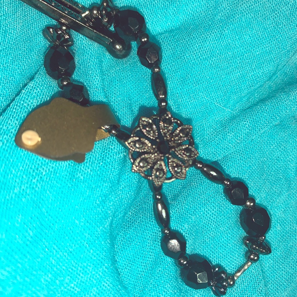 Medium size flexi clip by Lila Rose - black beads